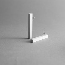 Load image into Gallery viewer, Detail of the Grey Column Earrings