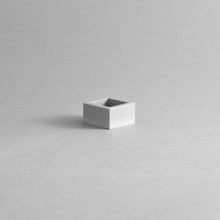 Load image into Gallery viewer, Detail of the Grey MK3 ring