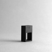 Load image into Gallery viewer, Detail of the Black Megalith ring