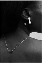Load image into Gallery viewer, the contemporary square earrings handmade in silver925 wears by a black woman