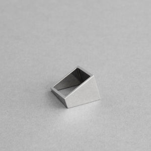 Silver 925 square square ring detail