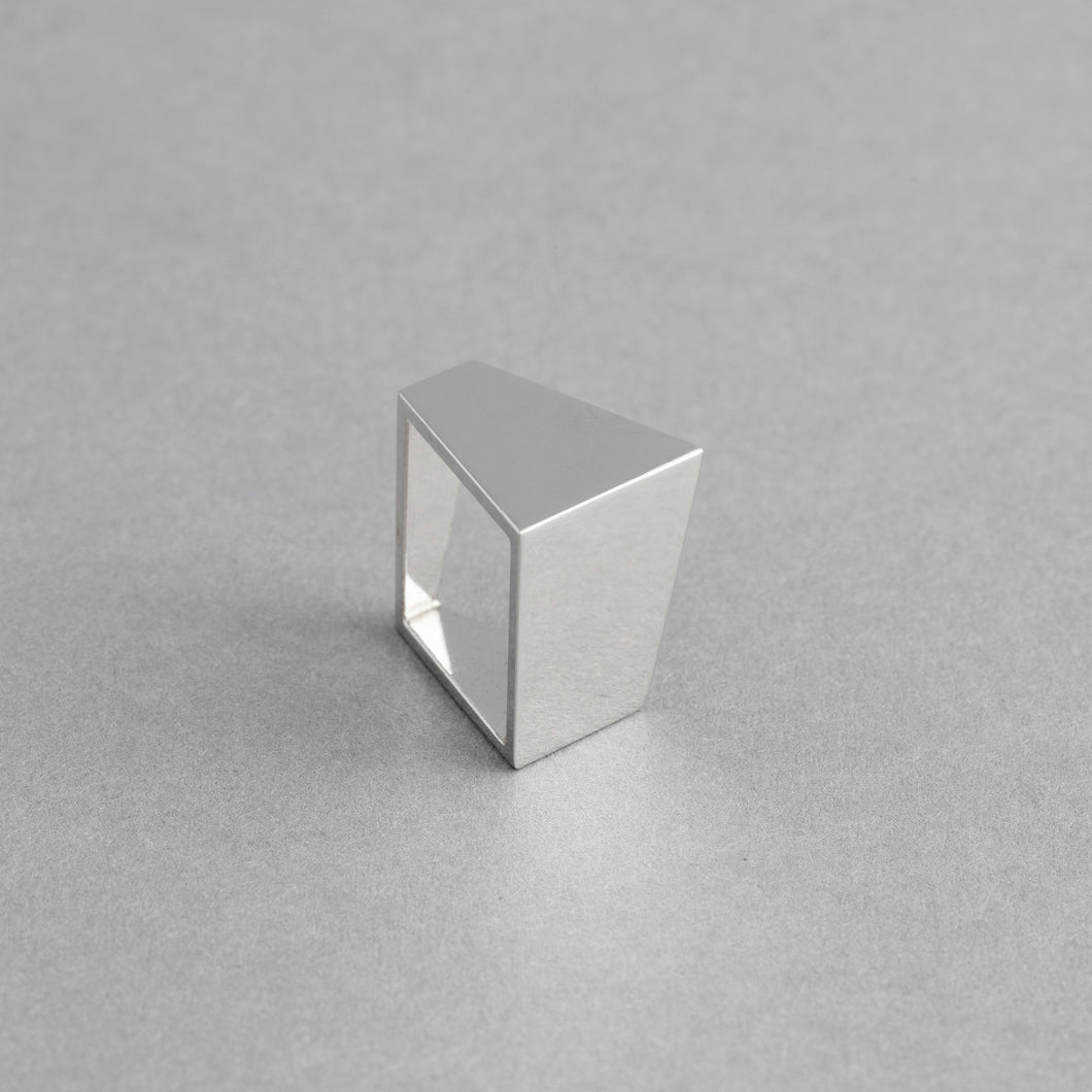 Silver 925 square square ring detail