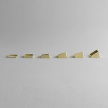 Load image into Gallery viewer, Brass square ring models