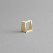 Load image into Gallery viewer, Detail of the Brass Square Ring model 06