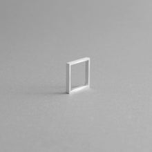 Load image into Gallery viewer, detail of the aluminium square ring