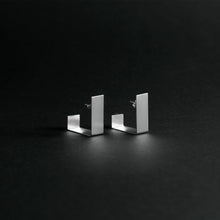 Load image into Gallery viewer, Details of SILVER SQUARE EARRINGS